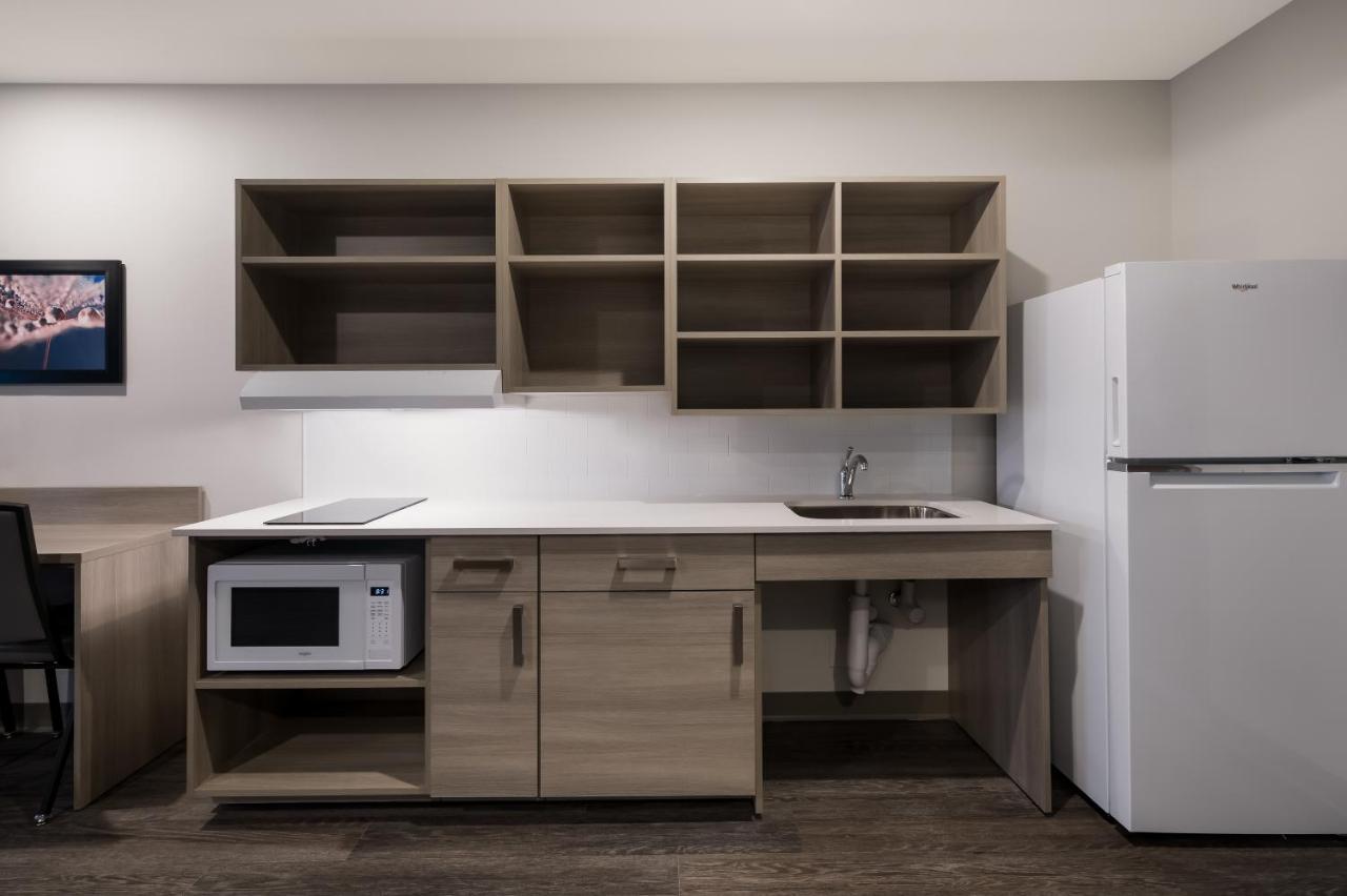 Woodspring Suites Dearborn Detroit Eksteriør bilde