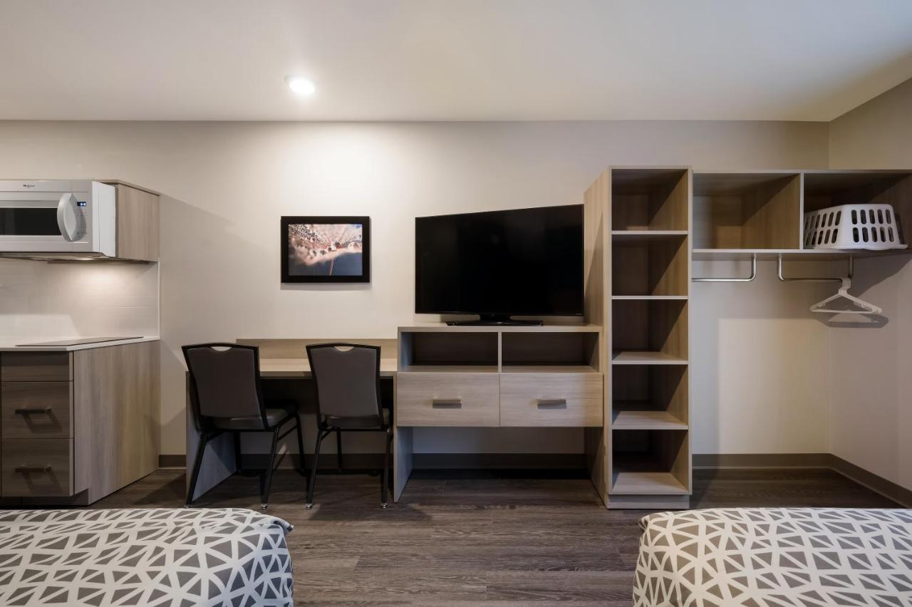 Woodspring Suites Dearborn Detroit Eksteriør bilde