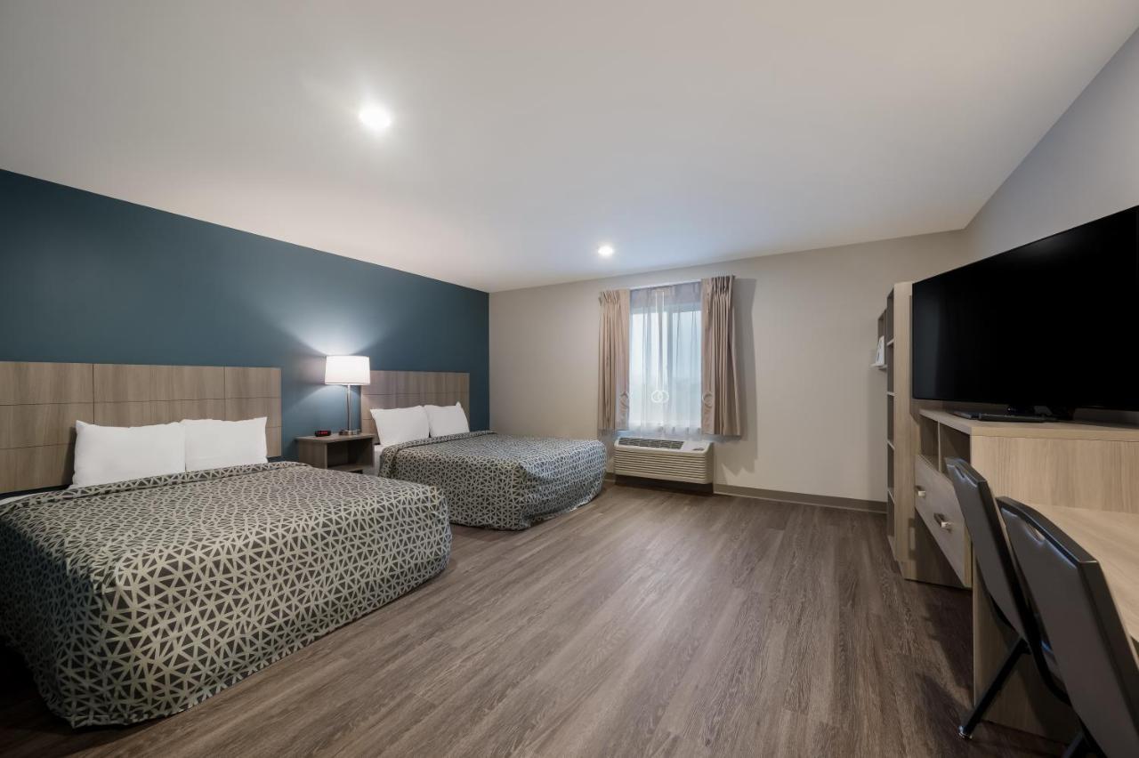 Woodspring Suites Dearborn Detroit Eksteriør bilde