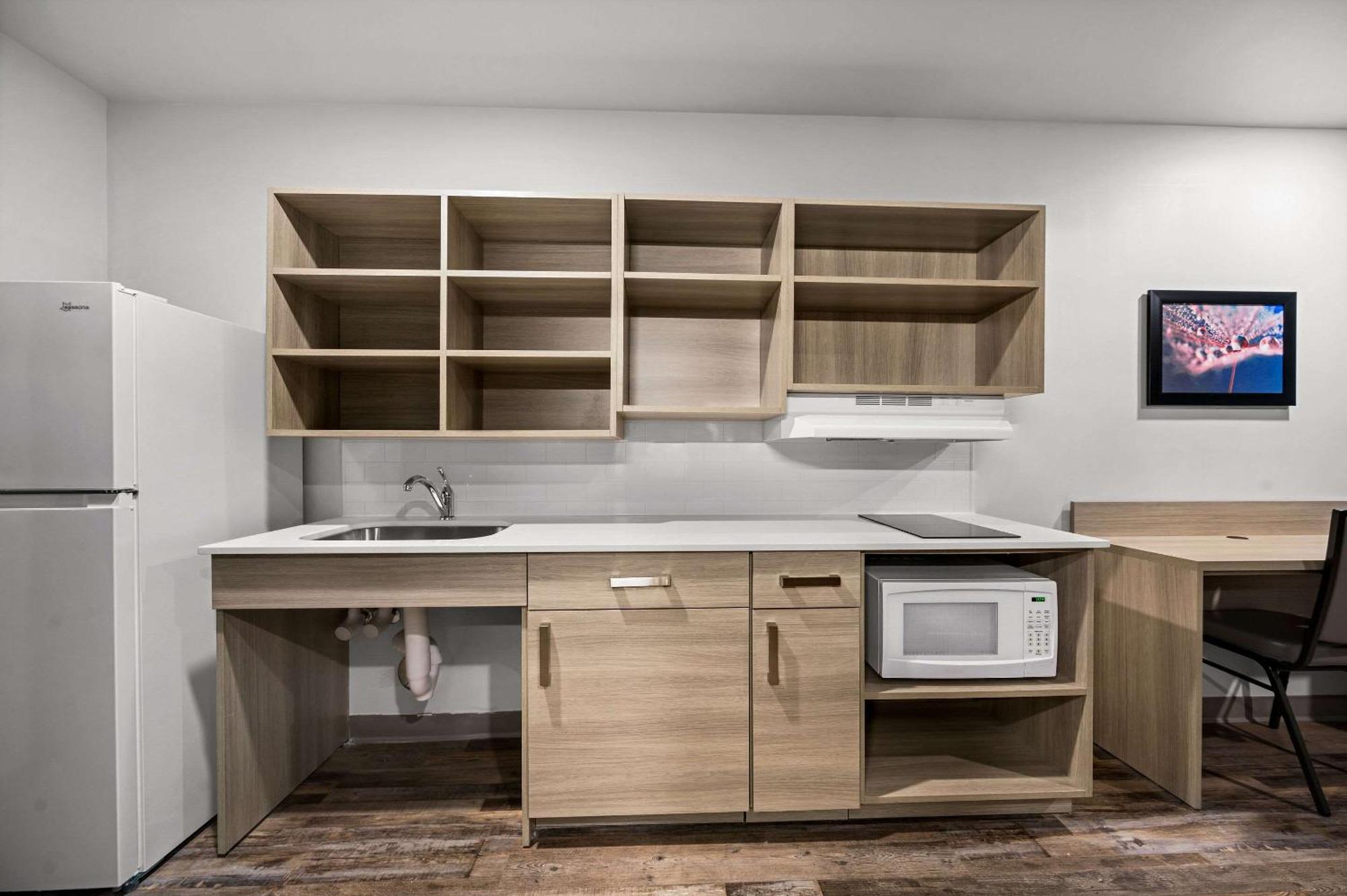 Woodspring Suites Dearborn Detroit Eksteriør bilde