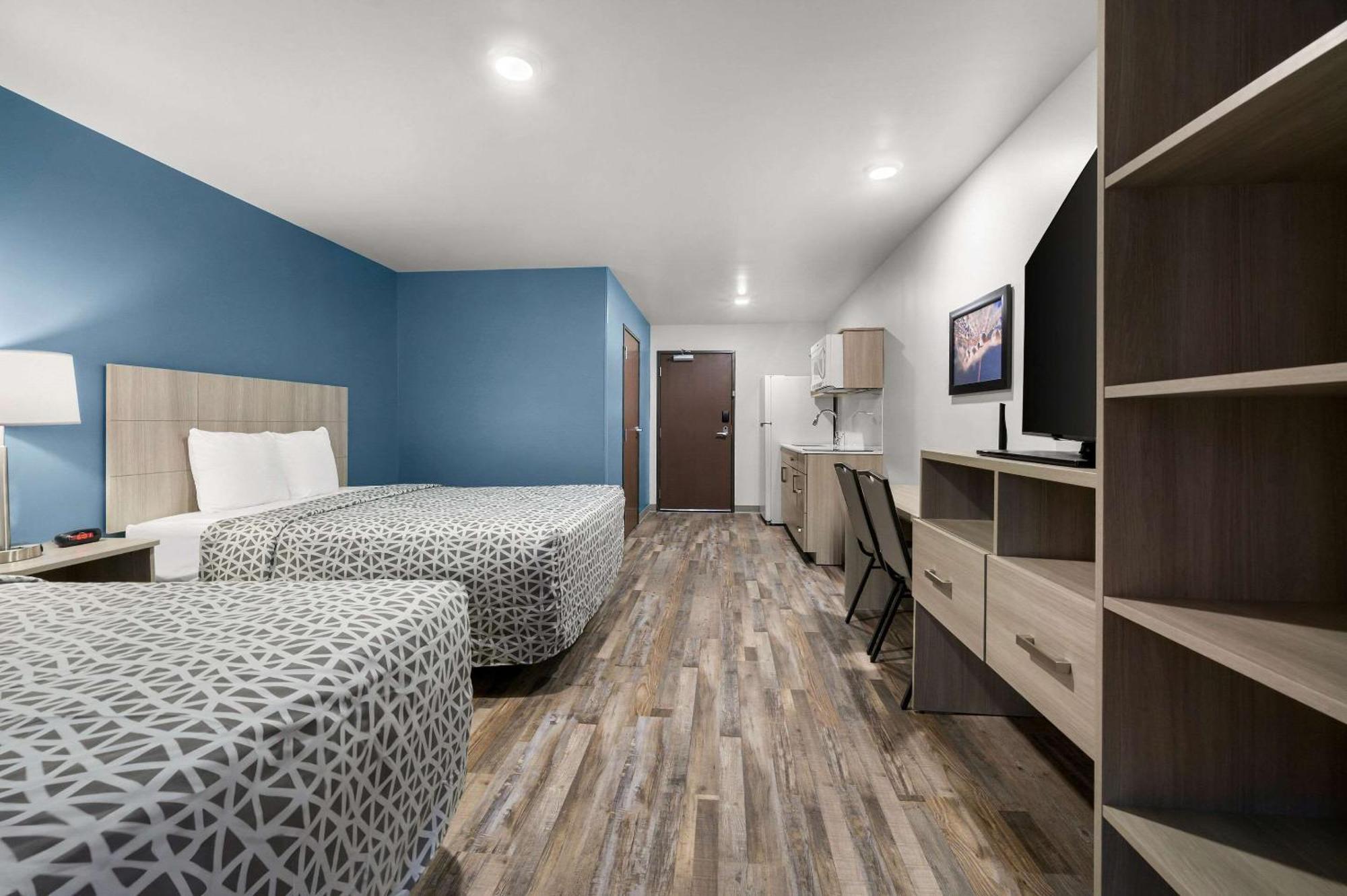 Woodspring Suites Dearborn Detroit Eksteriør bilde