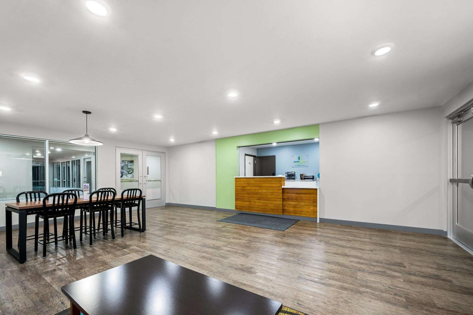Woodspring Suites Dearborn Detroit Eksteriør bilde